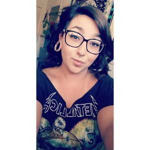 Meet your Posher, Veronica